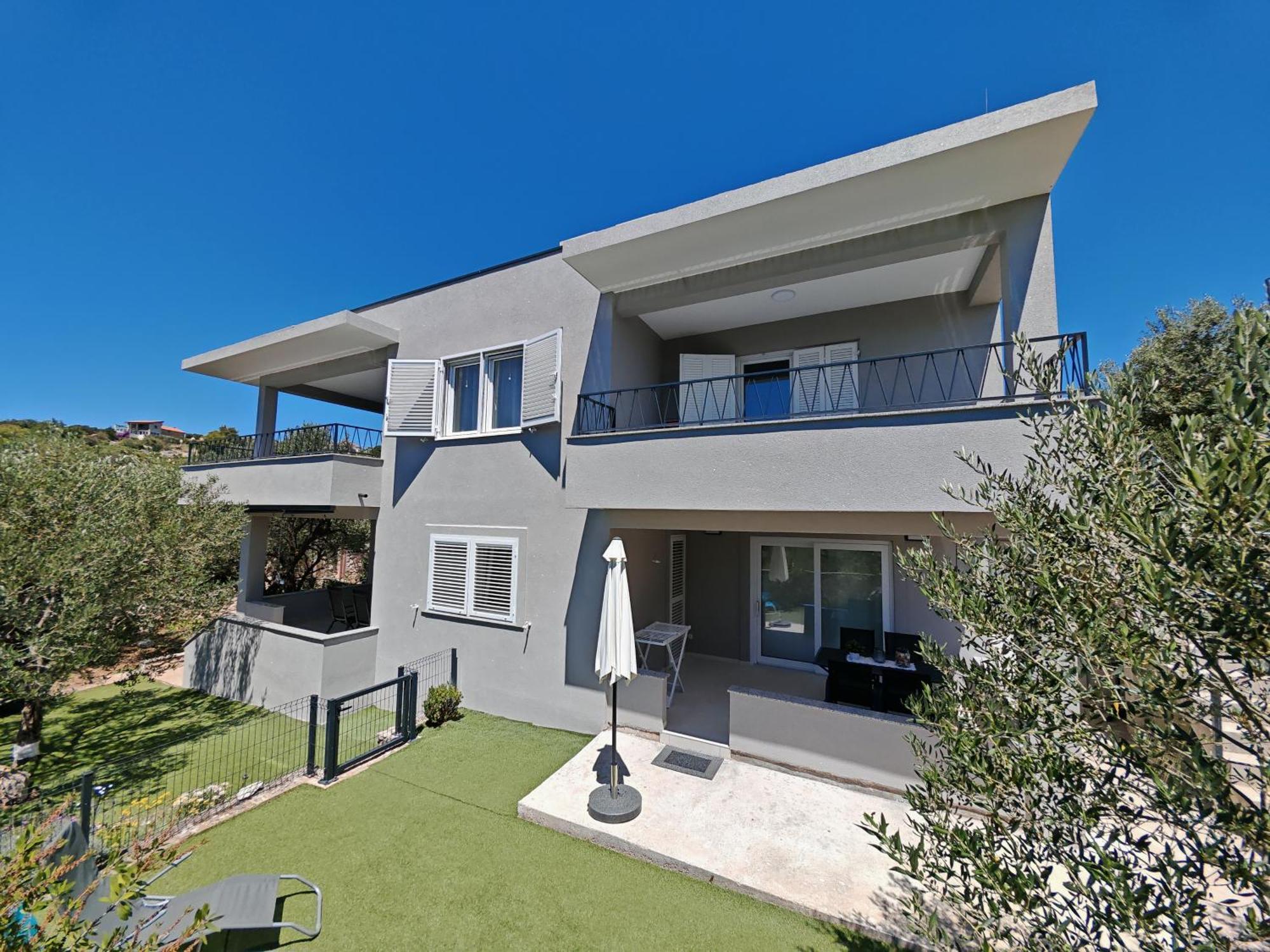 Olive Tree Apartment Zecevo โรกอซนิซา ภายนอก รูปภาพ