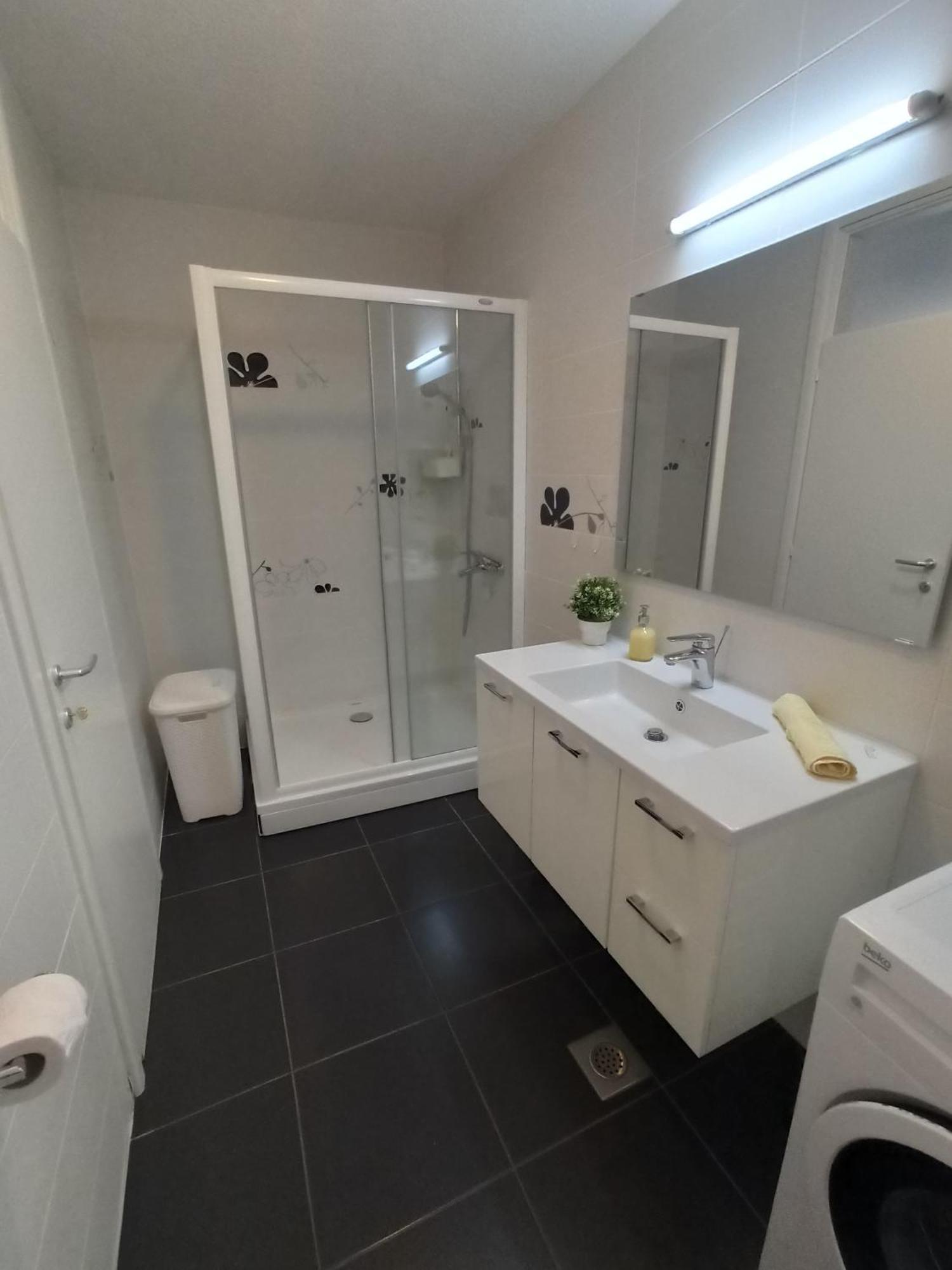 Olive Tree Apartment Zecevo โรกอซนิซา ภายนอก รูปภาพ