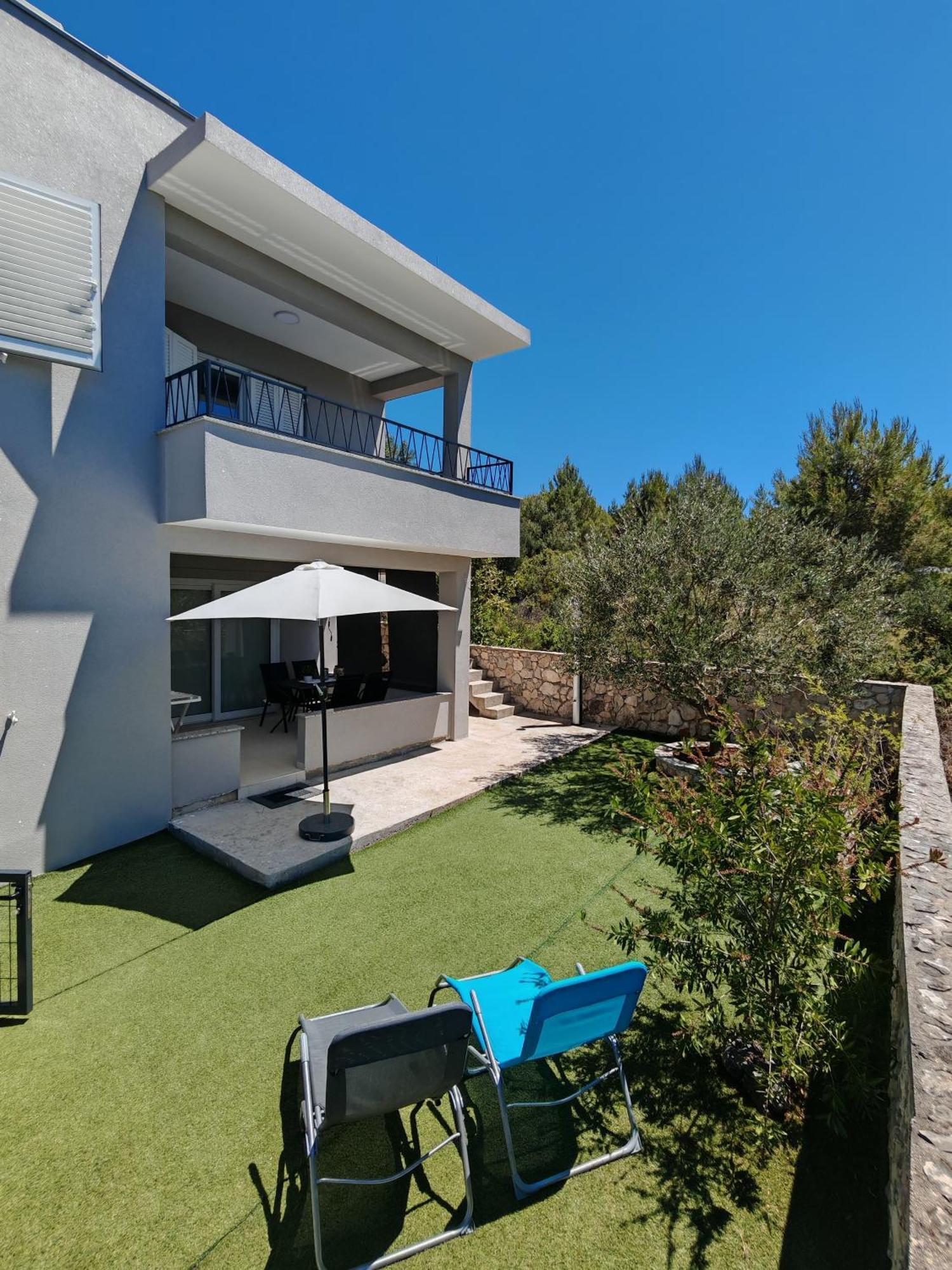 Olive Tree Apartment Zecevo โรกอซนิซา ภายนอก รูปภาพ
